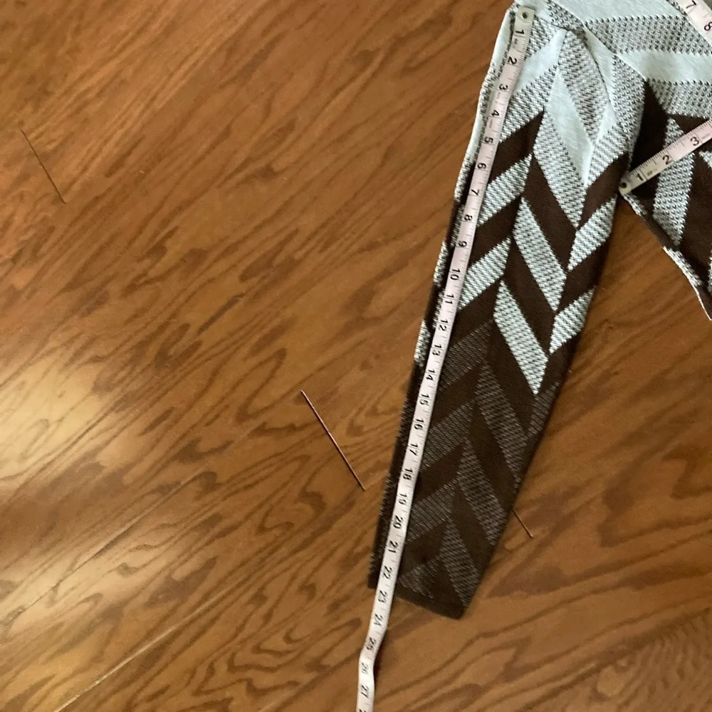 Southern Lady Brown Chevron Knit Sweater Size Medium